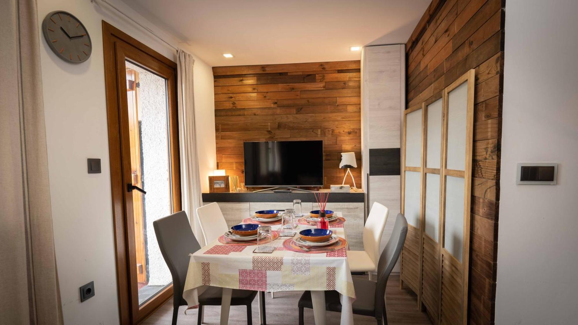 Apartamentos Formigal Oda fotoğraf